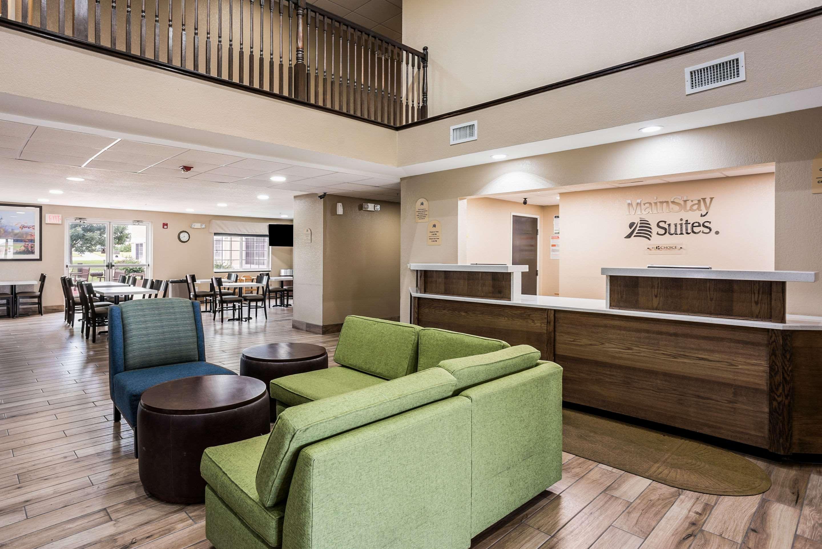 Mainstay Suites Cedar Rapids North - Marion Екстер'єр фото